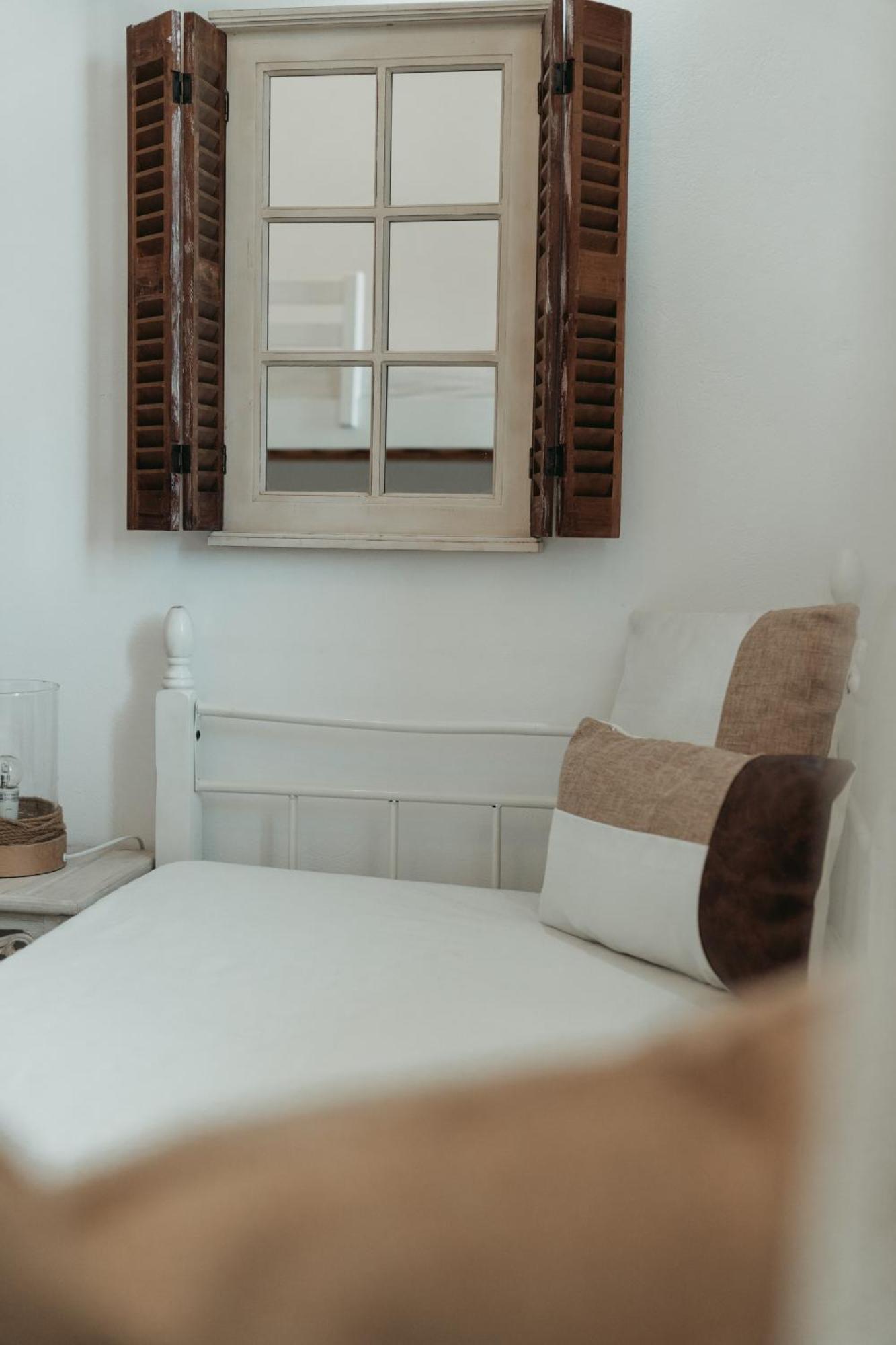 Astrio Suites Livadi  Eksteriør bilde
