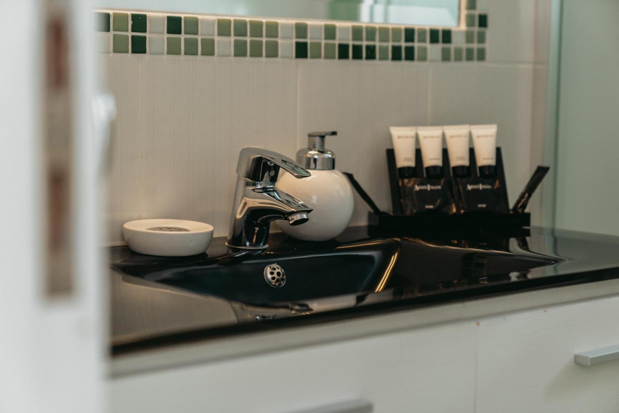 Astrio Suites Livadi  Eksteriør bilde